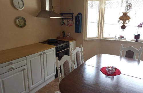 Halsa Municipality House | Charming 2-bedroom house in superb Møre og Romsdal with AC