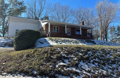 Hendersonville House | Charming 2-bedroom home, 1 mile from town, with a beautiful view.