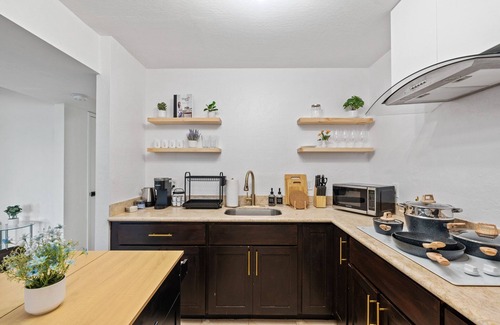 Mission Terrace House | Charming 2-bedroom house with private backyard in San Francisco