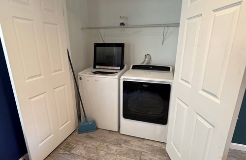 Bennington Apartment | Charming 2-bedroom apartment in superb Bennington with WiFi