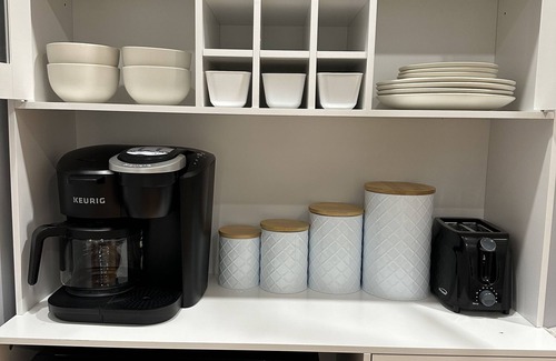 Manchester Apartment | Charming 2-bedroom apartment in brilliant Manchester with AC, WiFi