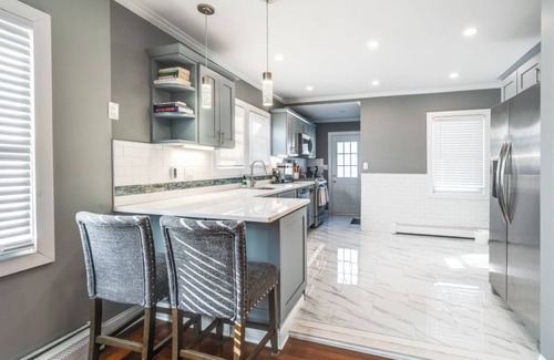 East Massapequa Apartment | Charming 2-bedroom apartment with WiFi, AC in lovely Massapequa