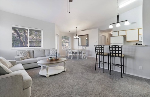 Twin Falls Apartment | Charming 2-bedroom apartment in peaceful Twin Falls with AC, WiFi