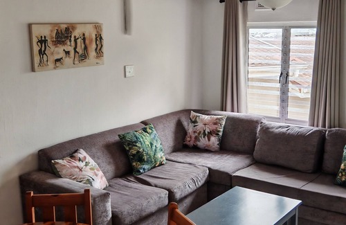 Ballito Apartment | Charming 2-bedroom apartment in Ballito with AC, WiFi. Enjoy your stay