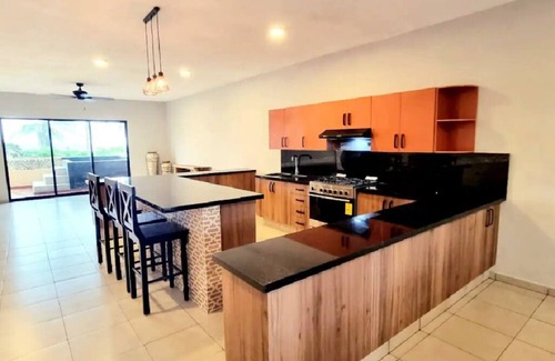 Tulsayab Apartment | Charming 2-bedroom apartment with 2 Pools, Outdoor dining