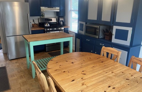 Seattle Metro Area House | Charming 2-bedroom bungalow in Seward Park