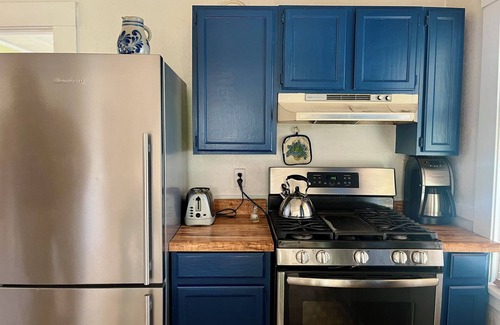 Seattle Metro Area House | Charming 2-bedroom bungalow in Seward Park