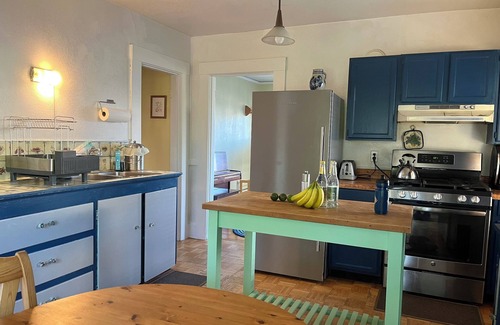 Seattle Metro Area House | Charming 2-bedroom bungalow in Seward Park