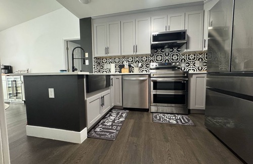 Greenville Condo | Charming 2-bedroom condo in Greenville near ECU and ECU Health