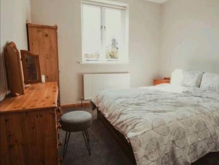 Sudbury House | Charming 2 Bedroom Cottage mid town on quiet road