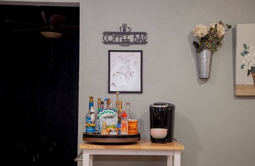 Richardson House | Charming 2-bedroom house in North Dallas -Fully Updated inc 2 dual monitor desks