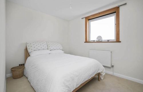 Bingham House | Charming 2 Bedroom Home With Parking and Garden