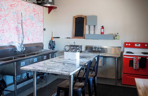 Valle House | Charming 2-bedroom house with WiFi, AC in fabulous Williams