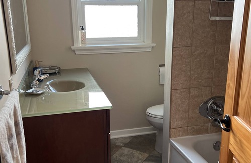 Rockland House | Charming 2-Bedroom Suite in Gonzales – 30-Day Minimum Stay