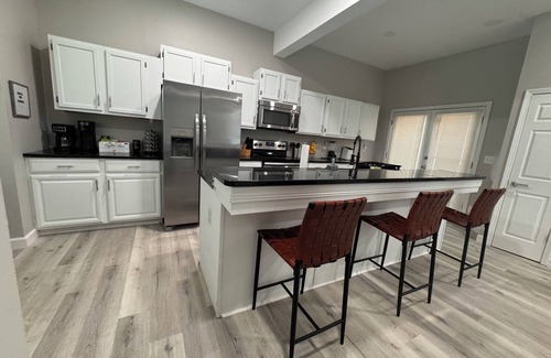 Downtown St. Louis House | Charming 2-bedroom townhome with WiFi, AC in enchanting Downtown St. Louis.
