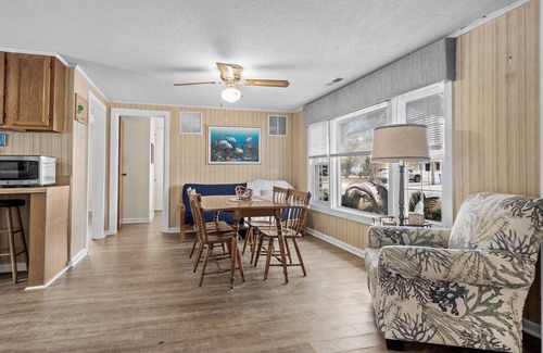 Surfside Beach Cottage | Charming 2-bedroom cottage, walking distance to the beach