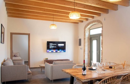 Vlachiana Villa | Charming 2-bedroom villa with scenic view