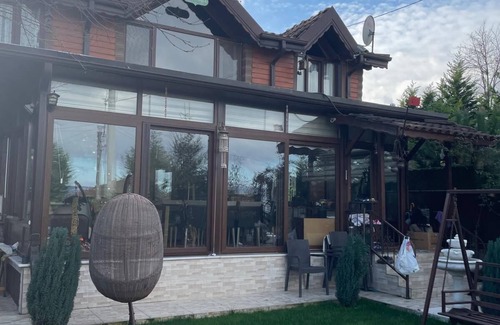 Sapanca Villa | Charming 2-bedroom villa with hot water Pool, AC, WiFi in peaceful Sapanca