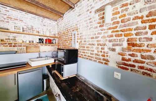 Haveluy Cottage | Charming 2-Person Loft in Historic Stable, Near Spa and Scenic Attractions