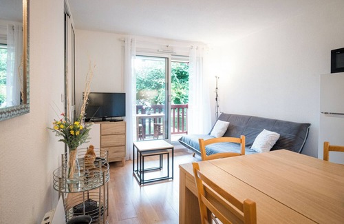 Benerville-sur-Mer Apartment | Charming 2-room apartment, sea, beach, not overlooked