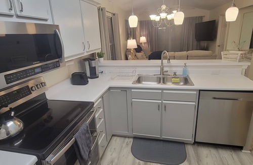 Carolina Forest Condo | Charming 2BR Condo w/Pools, Hot Tub & Waterway Views Near Myrtle Bch Attractions