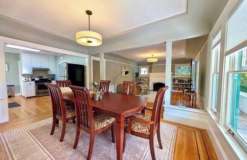 Fair Oaks House | Charming 2BR house/Near Stanford/Meta