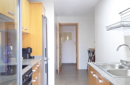 Port de Sagunt Apartment | Charming 3-Bedroom Apartment with WIFI, Near Puerto Beach, Valencia