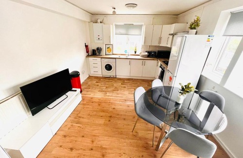 Maida Vale Apartment | Charming 3-Bed flat in Abbey Road