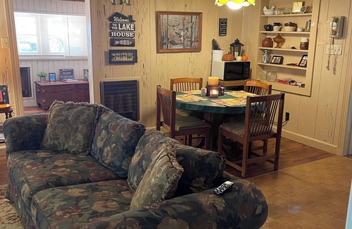 Sardis Cottage | Charming 3-bedroom cottage with WiFinnear Oxford and Sardis lake