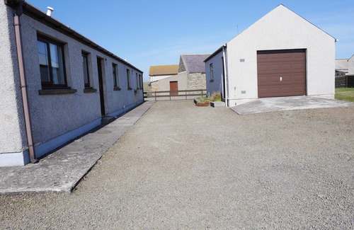 Stromness House | Charming 3 bedroom family home close to Stromness