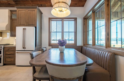 Leigh Creek Estates Other | Charming 3-bedroom farmhouse with WiFi, AC in delightful Tetonia