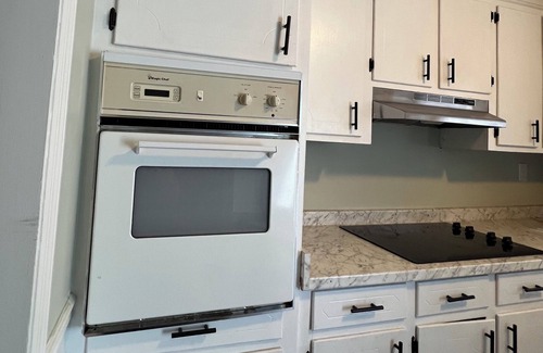 Charleston House | Charming 3-Bedroom Home Located Between Folly Beach and Downtown