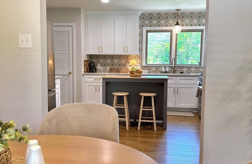 Fort Worth House | Charming 3-bedroom house in conveniently-located Fort Worth neighborhood