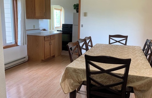 Britton House | Charming 3-bedroom home with AC, WiFi in Britton. Quiet, trees, and sunsets!