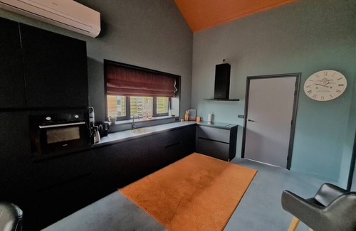 Ternaard House | Charming 3-bedroom house in enchanting Ternaard with WiFi, AC "Us Eigen Honk"