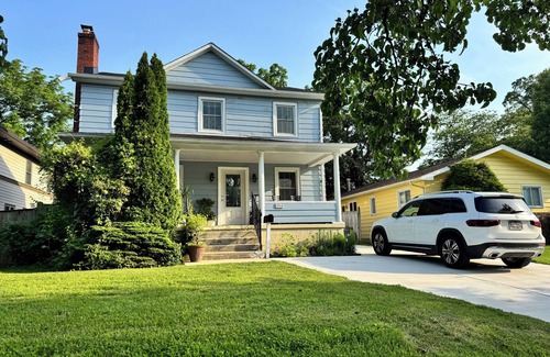 North Bethesda House | Charming 3-bedroom house with AC, WiFi in peaceful Bethesda