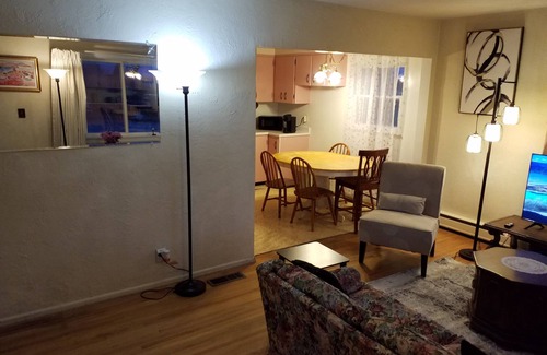 Santa Rita House | Charming 3-bedroom house with AC and WiFi in Cut Bank