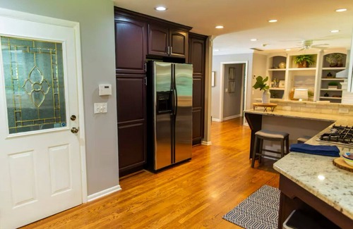 Dunwoody House | Charming 3-bedroom house with in-law suite in Dunwoody