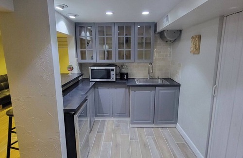 Dunning House | Charming 3-bedroom house in amazing Chicago