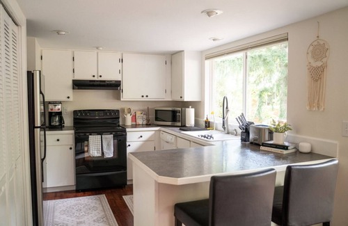 North Bend House | Charming 3-bedroom retreat house in North Bend