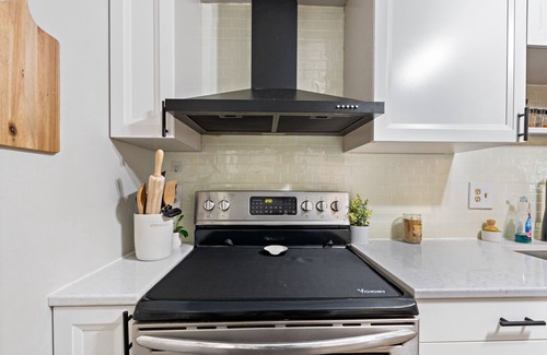 Plainfield House | Charming 3-Bedroom Retreat Near Indianapolis