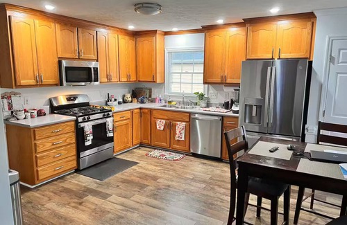 Pine Forest House | Charming 3-bedroom house with WiFi, AC in welcoming Fayetteville