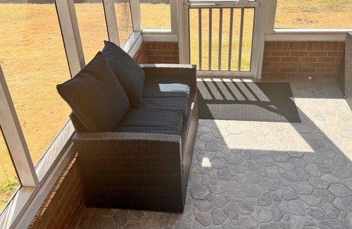 Pine Forest House | Charming 3-bedroom house with WiFi, AC in welcoming Fayetteville