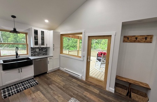 Prattsville House | Charming 3-bedroom house with WiFi, AC in Historic Prattsville.