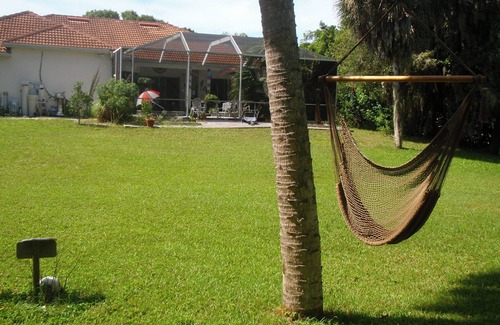 South Venice Villa | Charming 3-bedroom villa in wonderful Venice with heated saltwater pool