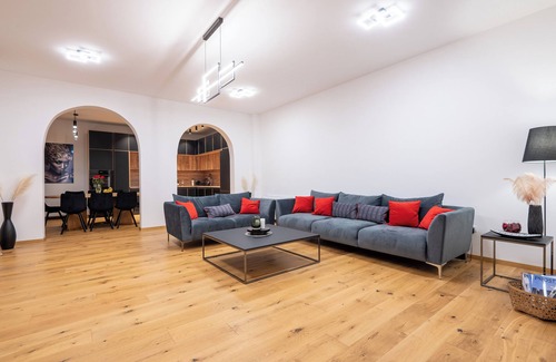 Utjeha Villa | Charming 3-bedroom villa with WiFi and AC in lovely Bar