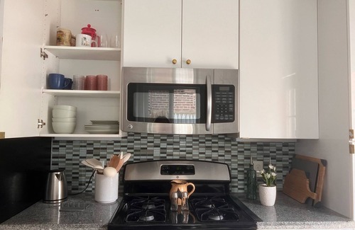 Olde Richmond House | Charming 3-BR Home in the Heart of Philly! Mins from Lincoln Financial Field