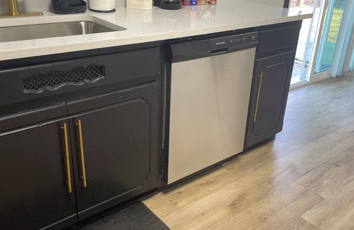 Oklahoma County Other | Charming 4-bedroom farmhouse with WiFi, AC in welcoming Spencer