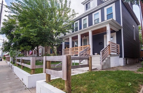 Near East Columbus House | Charming 4 Bedroom Home Near Downtown Columbus with Garage Parking and Backyard.