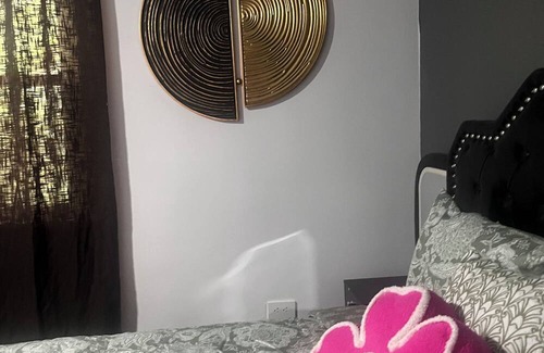 Evanston House | Charming 4-bedroom house with WiFi, AC in welcoming Evanston